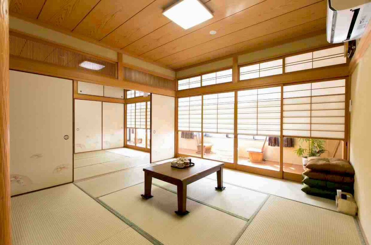 2F Japanese room